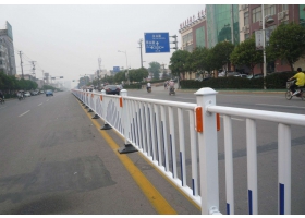 牡丹江市市政道路护栏工程