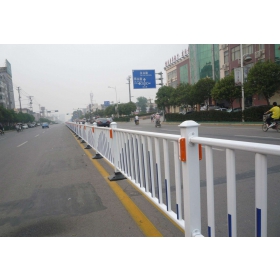牡丹江市市政道路护栏工程